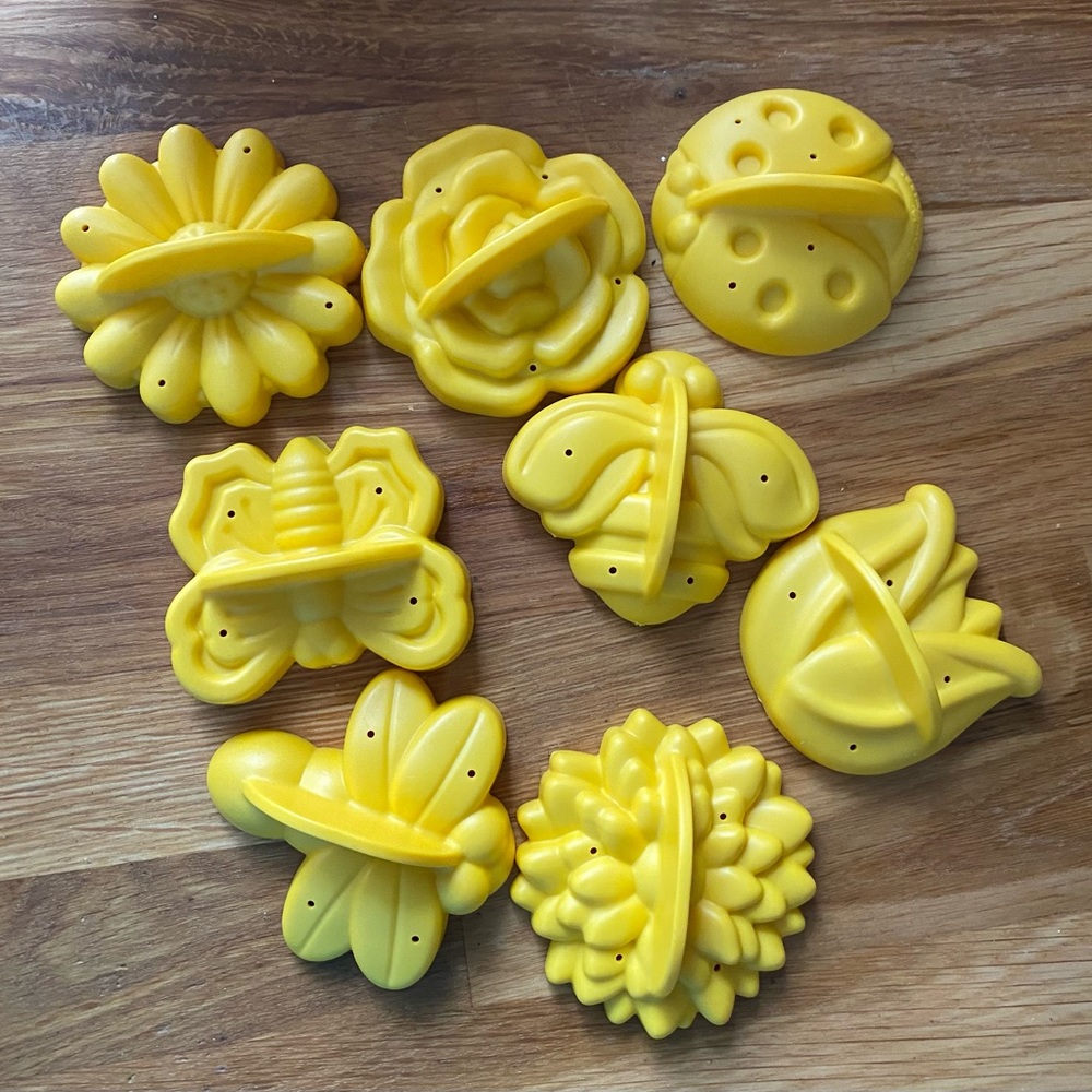 William Sonoma Garden cookie cutters.  Never used.
